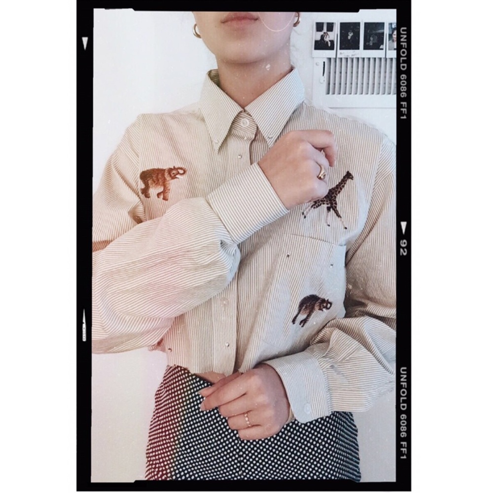 Cute button up dress shirt / cropped S